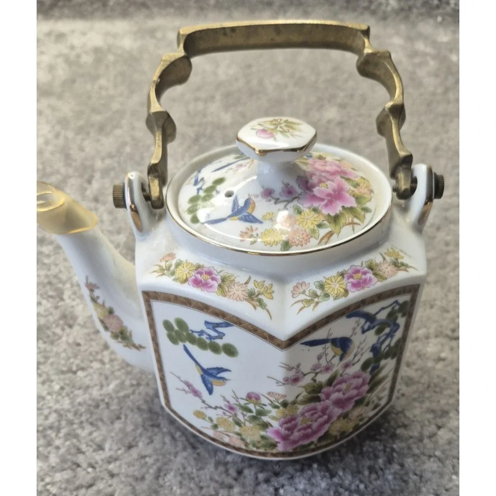 Vtg Japanese Porcelain Teapot‎ Brass Handle w/ Flowers Birds Gold Trim Homco